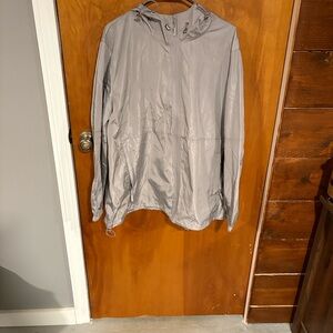 Woman’s Gray Hooded Windbreaker/Raincoat.